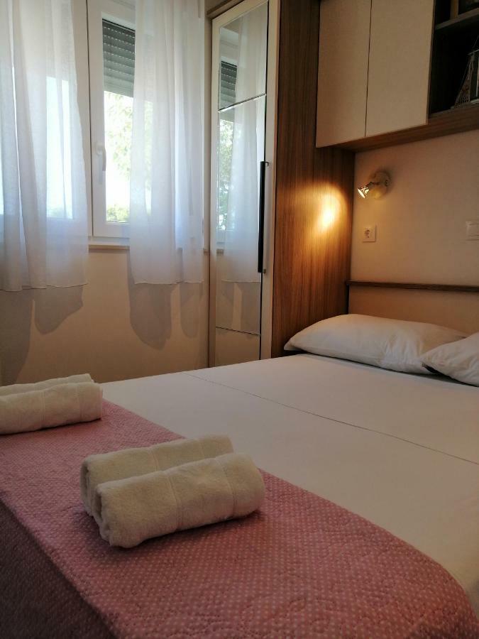Holiday Home Perlica Marusici  Экстерьер фото