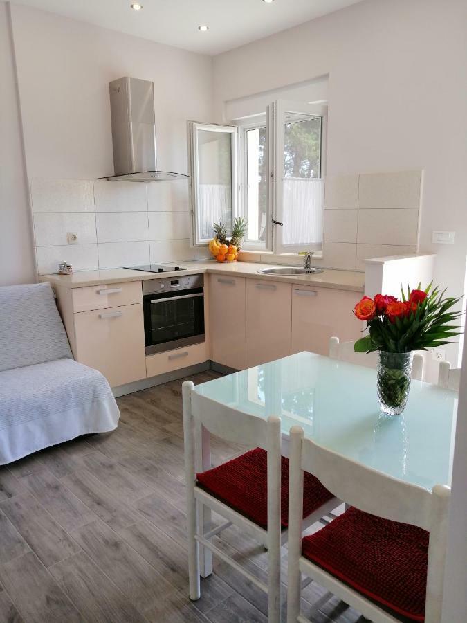 Holiday Home Perlica Marusici  Экстерьер фото